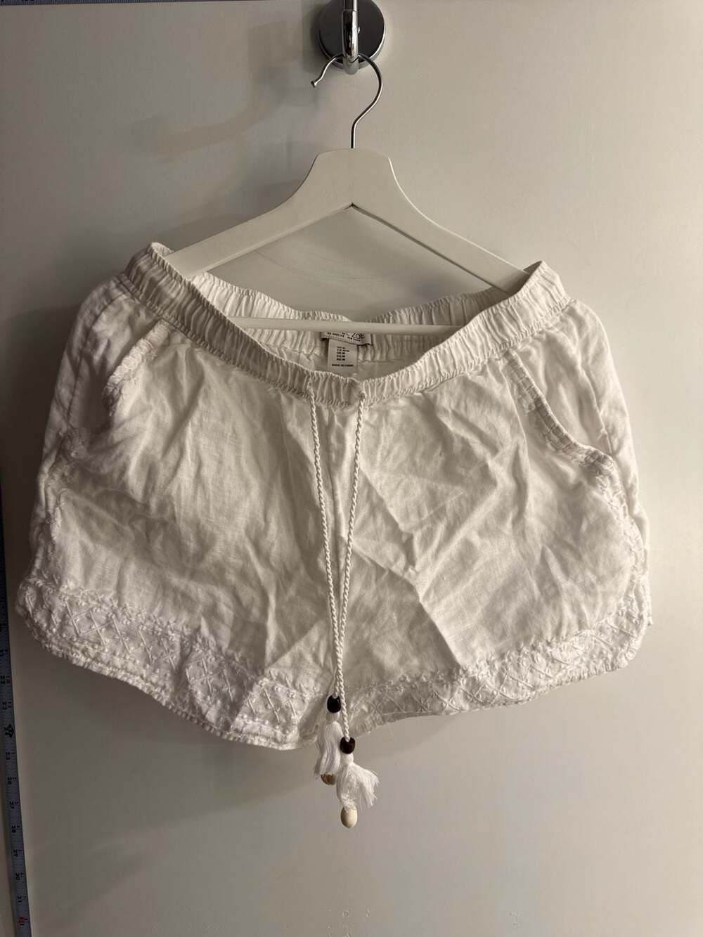 Rachel Zoe White Linen Blend Embroidered Drawstring Shorts Size M